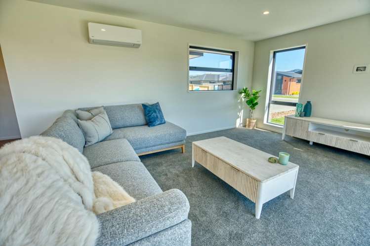 10 Hinau Crescent Kaiata_13