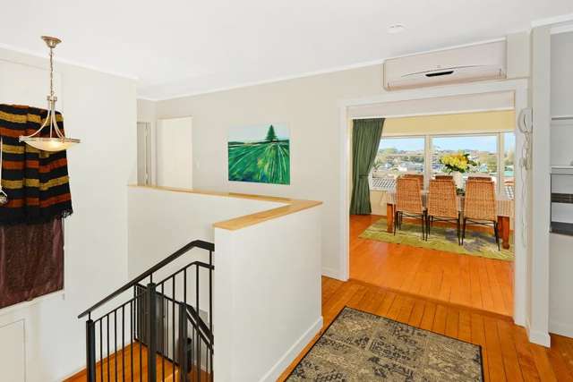 2/4 Corunna Road Milford_3