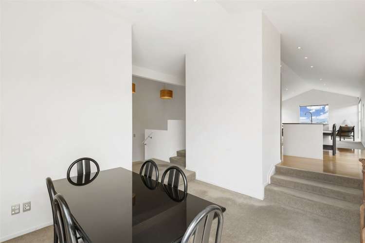 145 Alec Craig Way Gulf Harbour_9