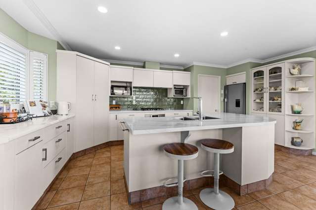 76A Churchill Drive Taradale_4