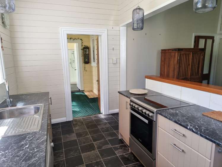 20 Makomako Street Pongaroa_15