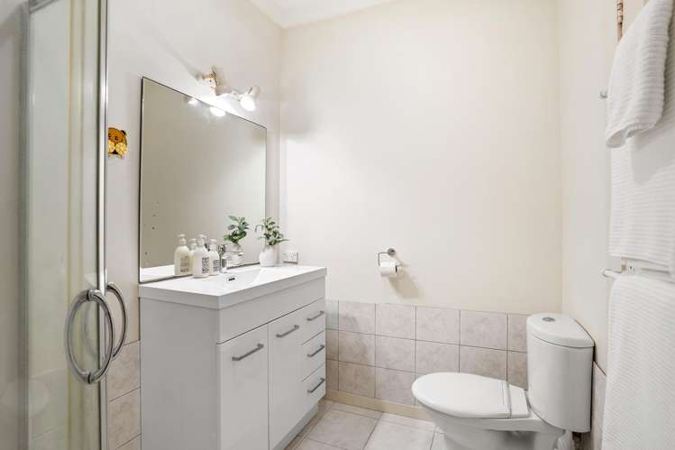 2/49 Margot Street Epsom_9