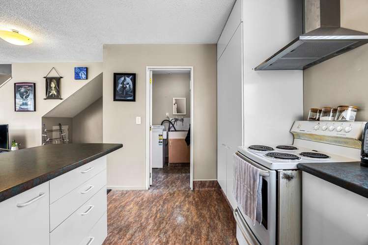 3-4/36 Mathesons Road Phillipstown_6