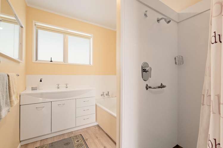 33 Cumberland Crescent Welcome Bay_11