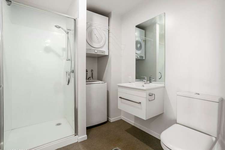 707/20 Mccrae Way New Lynn_5