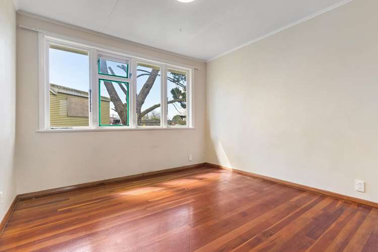 6 Tate Place Otara_5