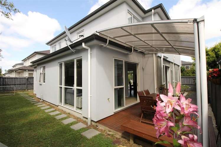 11 Stamford Crescent Flat Bush_15