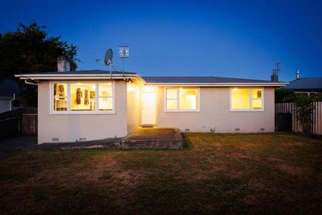 Perfect First Home in Sought-After Awapuni