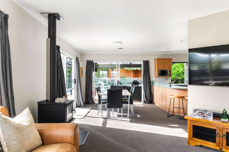 1 Oak Street_3