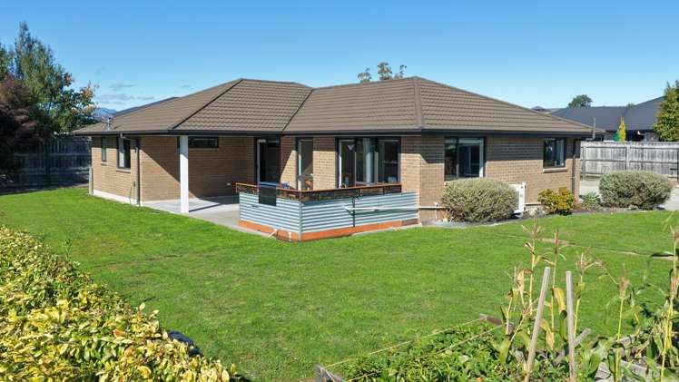 10 Les Wakefield Road Mapua_24