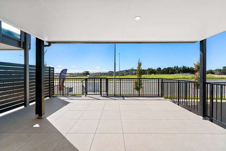 104/28 Shortfin Place Flat Bush_6