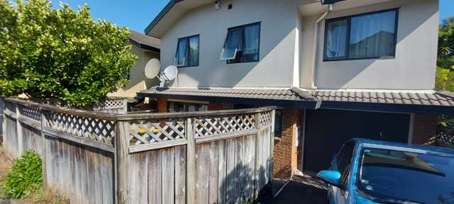 Standalone 4 Bedroom Beauty  in New Lynn