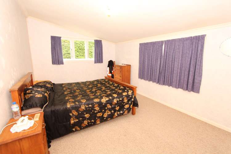 1 Saint Ronans Road Wyndham Surrounds_10