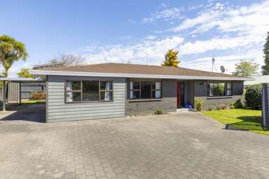 2/7 Kathleen Place_1
