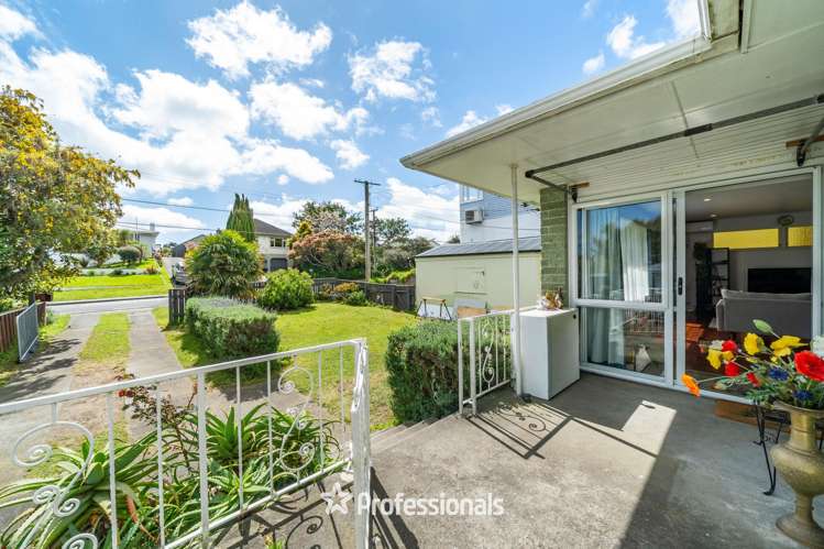 10 Gray Avenue Paraparaumu Beach_3