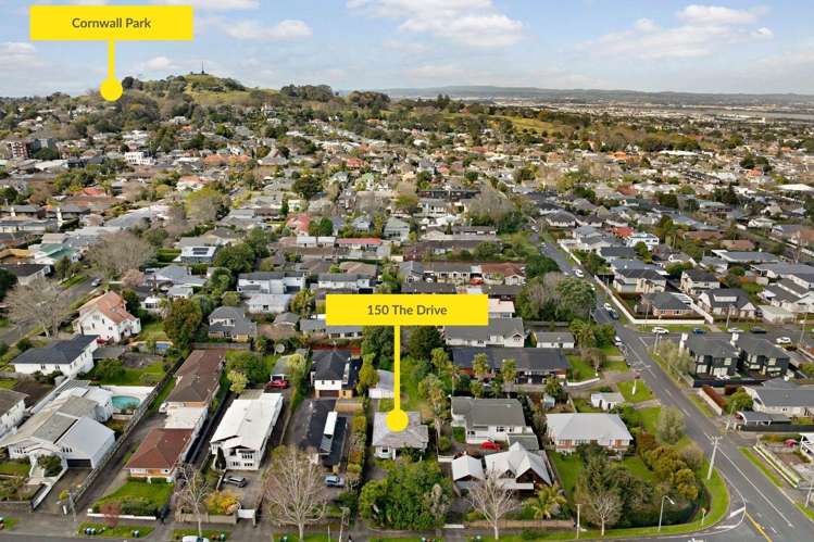 150 The Drive Epsom_14