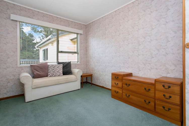 23 Hurstbourn Priors Goodwood Heights_11