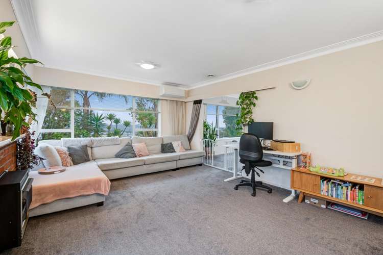 1/96 Sunset Road Unsworth Heights_3