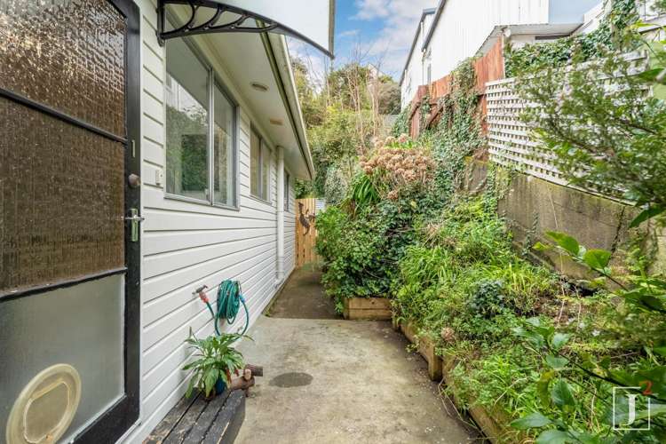 1/377 Main Road Tawa_11