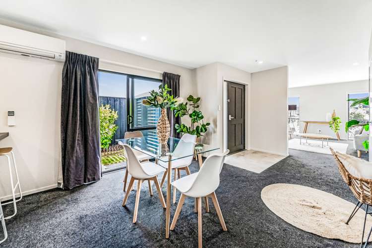 51 Moreton Green Rolleston_9