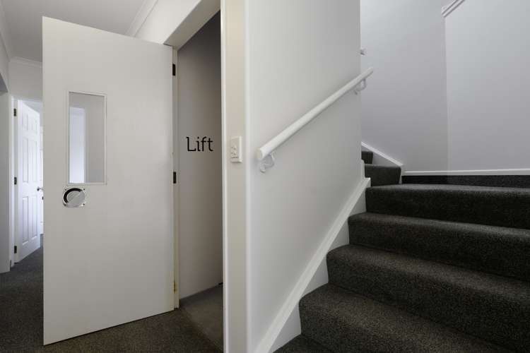 38 Eaton Crescent Matua_13