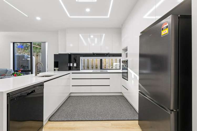 Lot 1&2/84 Kirkbride Road Mangere_2