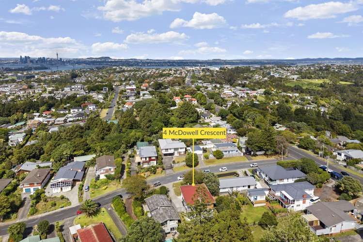 4 McDowell Crescent Hillcrest_26