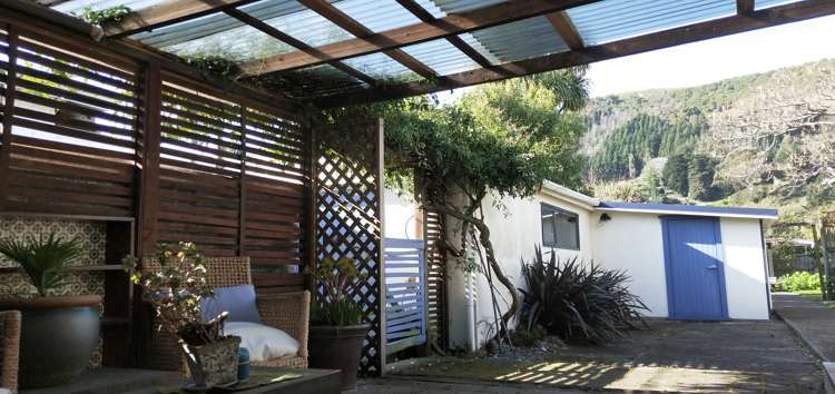 2 North Road The Wood_10