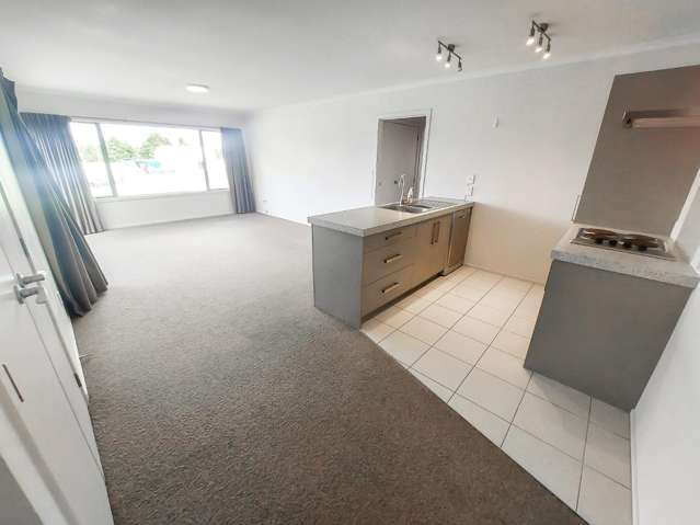 19I Inverness Avenue 1076_1