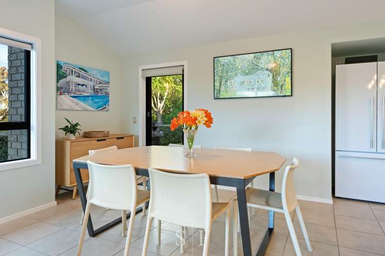 22 Fairway Oaks Drive Waikanae Beach_8