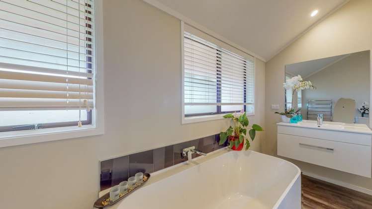 32 Hauraki Road Turua_10