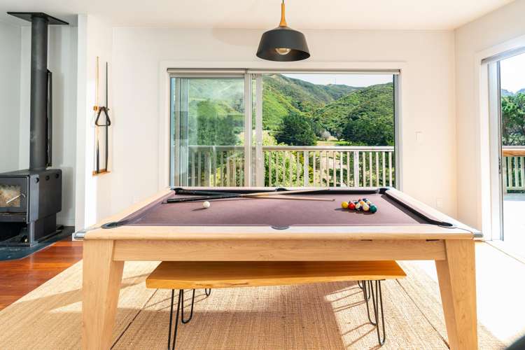 326 South Makara Road Makara_7