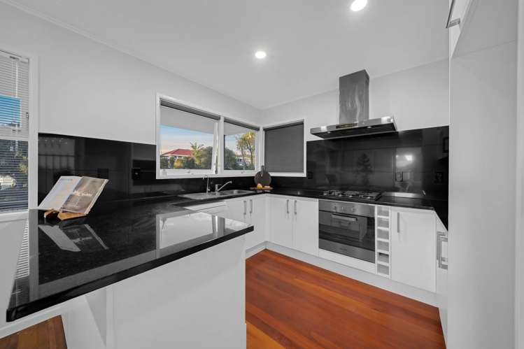 37 David Avenue Hillpark_10