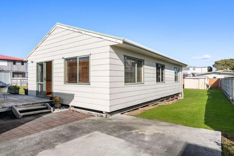 121 Beverley Terrace Whangamata_19