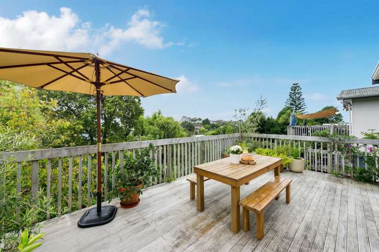 669 Beach Road Rothesay Bay_8