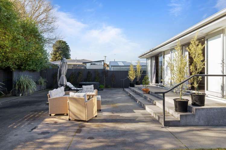 6 Newhaven Street Burwood_13