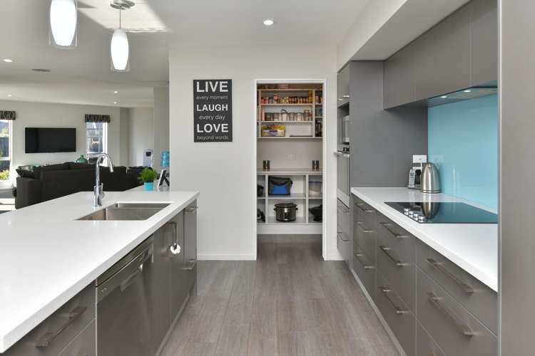 8 Coutts Lane West Melton_7