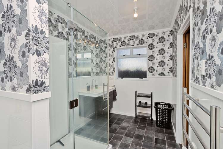 142 King Street Windsor_12