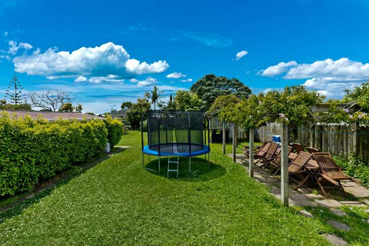 18 Ward Crescent Te Atatu Peninsula_17