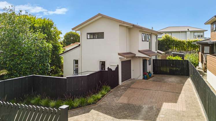 3/3 Marie Avenue Red Beach_31