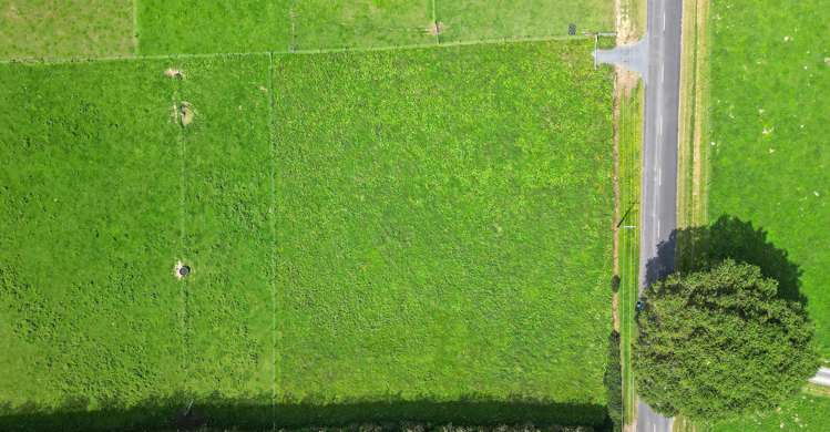 323 Old School Road Ngahinapouri_4