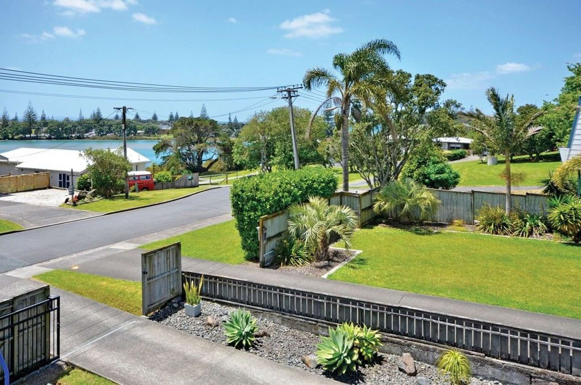 47 Pohutukawa Avenue Red Beach_0