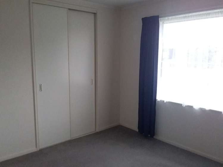 82 Aldinga Avenue Stoke_11