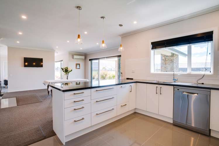 5 Homestead Avenue_3