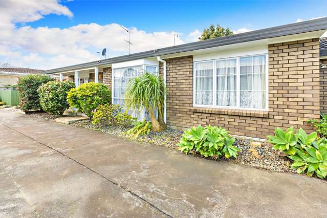 2/4 Browns Avenue Pakuranga_1