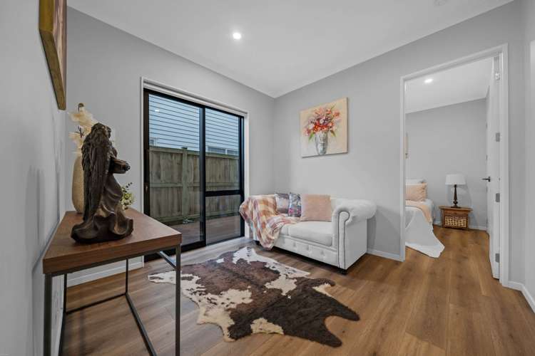 25 Koropa Road Flat Bush_11