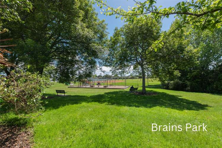 2/9 Nile Road Kelston_25