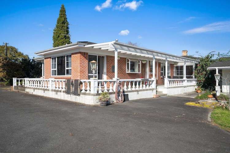 229 Shakespeare Street 11373_8