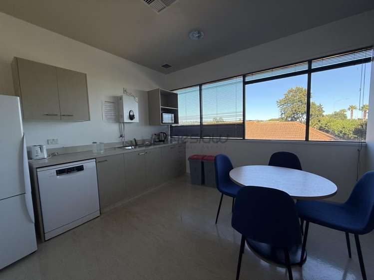 Office J/277 Te Irirangi Drive Flat Bush_8