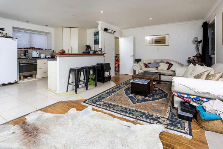 71 Lauderdale Road Birkdale_6